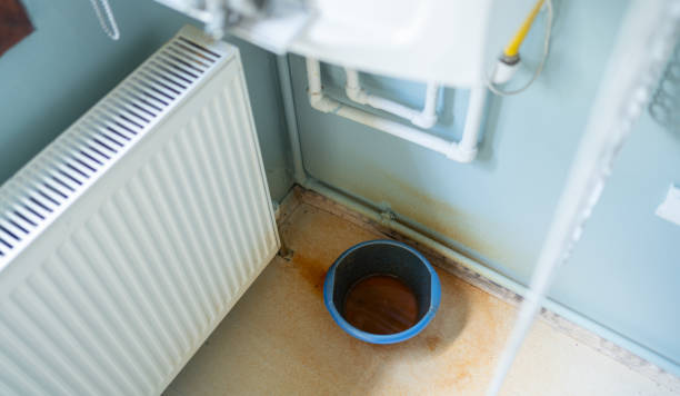 Best Commercial water damage restoration  in Lyons, KS